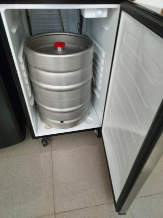 Refrigerador Cerveza Barril C/ Grifo y Cilindro