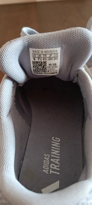 Zapatillas Adidas Training Grises y Blancas