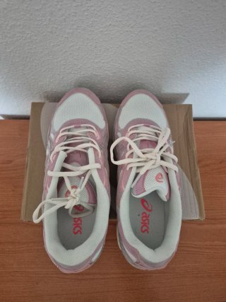 Zapatillas Asics Gel-NYC Rosa y Blanco