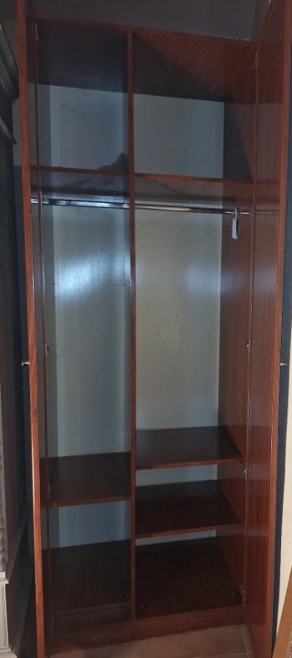 Armario 2 puertas madera