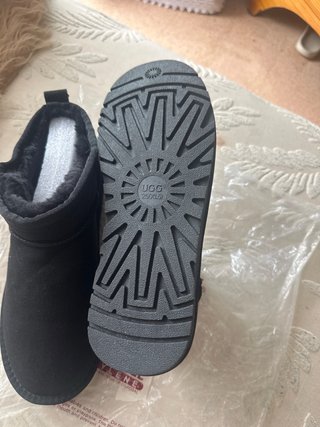 Stivali da donna Classic Ultra Mini in camoscio taglia 39