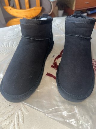 Stivali da donna Classic Ultra Mini in camoscio taglia 39