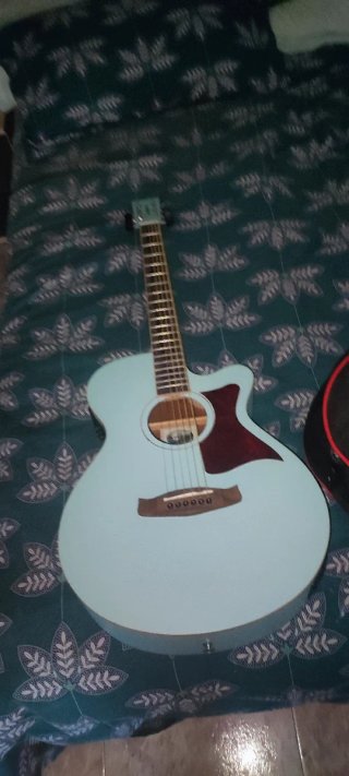 Guitarra Tanglewood Discovery