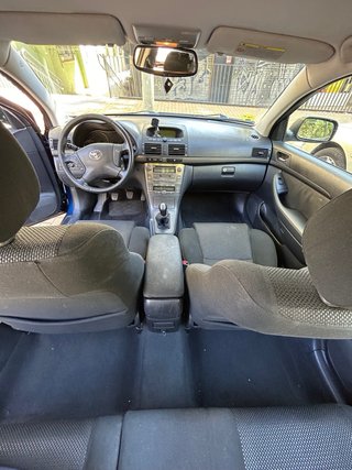 Toyota Avensis 1.8 VVT-i Sol