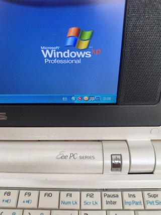 Ordenador mini portátil ASUS Eee PC Series