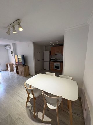 Piso en alquiler en Carranque - Haza Cuevas en Málaga