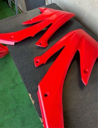 Plastiche Honda cr/crf  10€ a pezzo 60€ in blocco