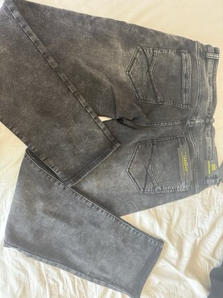 Vaqueros Diesel Gris Talla M