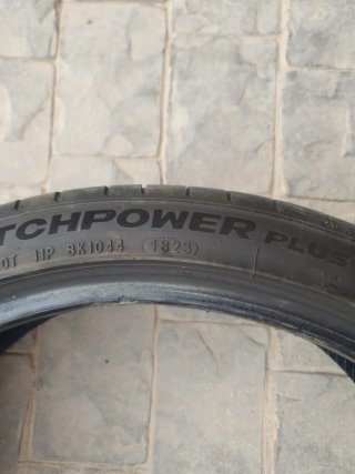 Neumáticos 245/35 ZR21