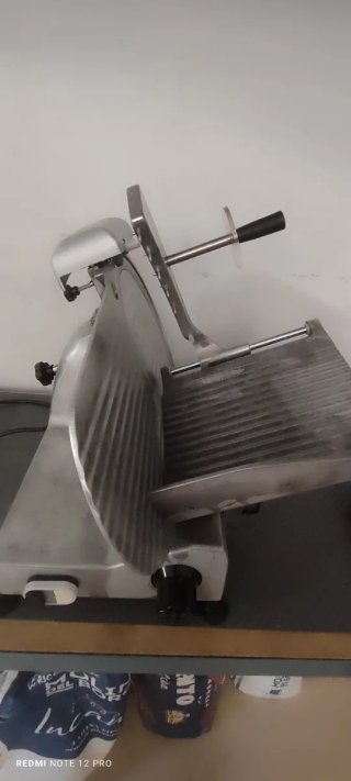Cortadora de fiambre profesional