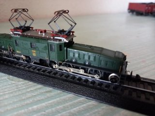 Locomotora N Cocodrilo TRIX