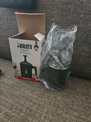 Montalatte marca Bialetti