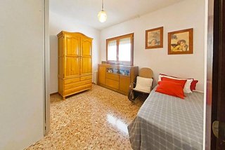 Piso en venta en La Roureda en Viladecans