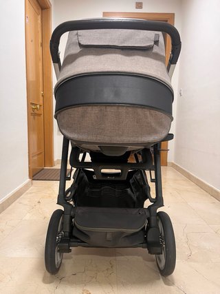 Carro Inglesina Aptica, Silla, Capazo y Patas