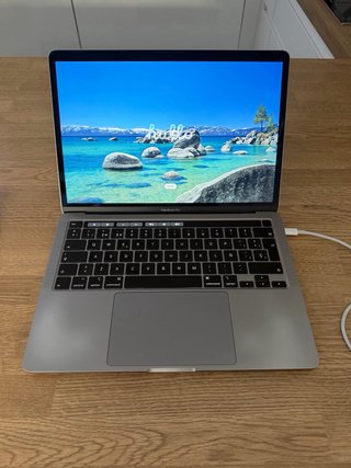 MacBook Pro 13” Gris Espacial