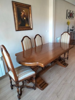 Mesa Roble Maciza y 6 Sillas