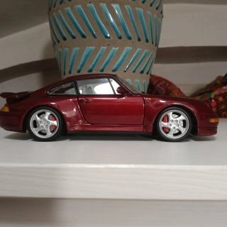 Porsche 993 Turbo UT Models 1/18
