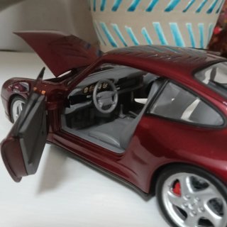 Porsche 993 Turbo UT Models 1/18