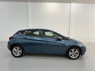 Opel Astra 2017 diésel 155mil km