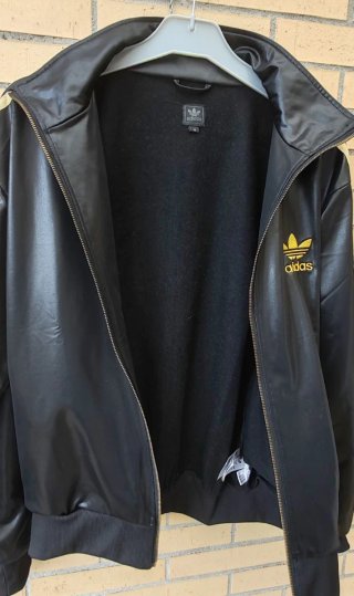 Chaqueta Adidas Vintage Chile 62 Negra/Oro