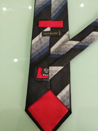 Corbata Valentino Negra y Plateada