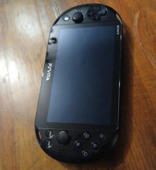 Consola PS Vita Slim 2000 + MicroSD 128GB