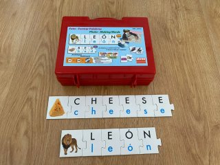 Akros Puzzle Formar Palabras Multilingüe
