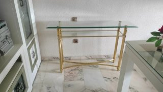 Mesa de entrada cristal y metal dorado, solo clien