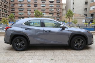 Lexus UX 2019