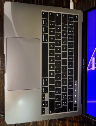 MacBook Pro 13 2020 Touch Bar 256GB