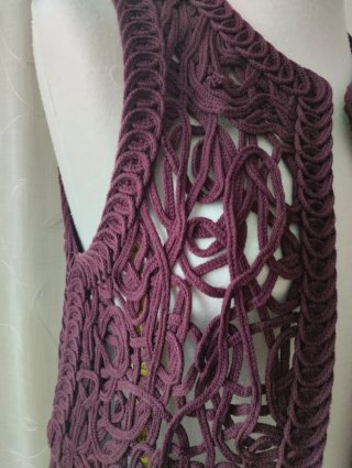 Chaleco de macramé