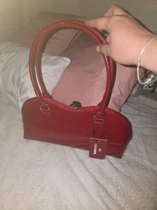 Bolso Huda Rojo Charol
