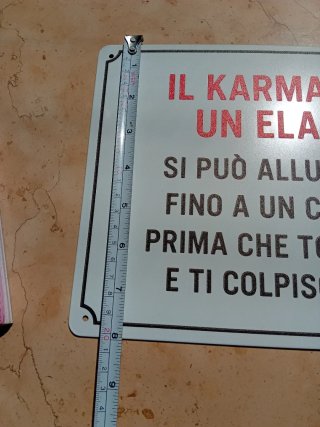 Decorazione da appendere in metallo karma