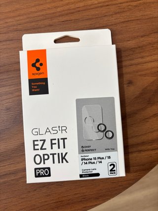 Protector Cámara Spigen iPhone 14/15 Pro