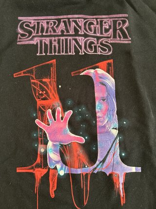 Sudadera Stranger Things Pull&Bear niña