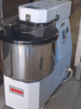 Amasadora industrial