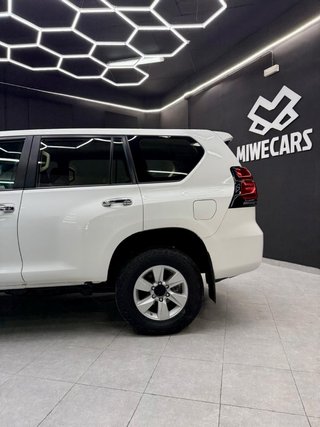 Toyota Land Cruiser 150 2020
