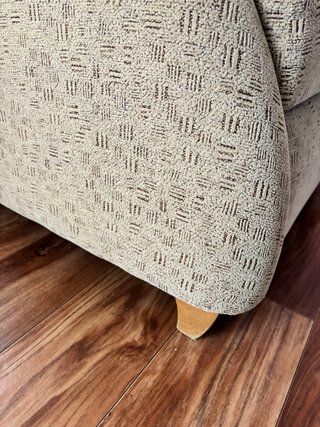 Sillón,m reclinable tela y madera.