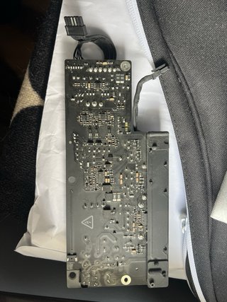 Fuente Alimentación iMac 21.5 Delta
