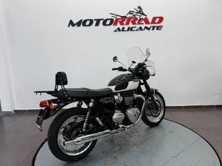 Triumph Bonneville T120 2025