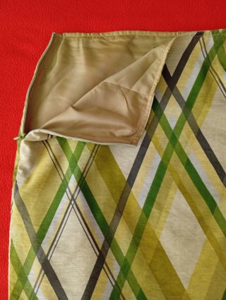 Chaqueta y falda primaveral