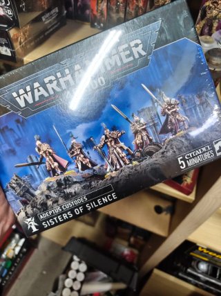 Warhammer Adeptus Custodes Hermanas del Silencio