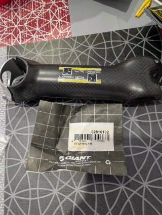 Potencia Giant CF10 XL Carbono 135mm