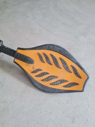 Skateboard a 2 ruote arancione