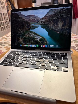 Pack MacBook Air 13” 2020 i5 8GB 512GB