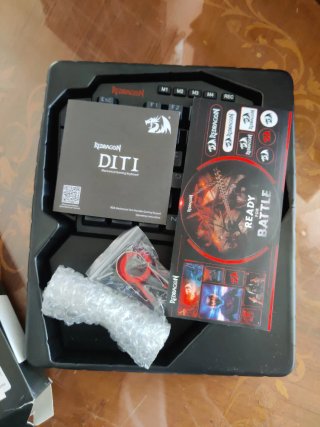 Teclado Gaming Redragon DITI K585 RGB