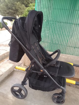 Carrito de paseo negro