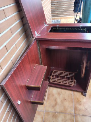 Máquina de coser Alfa vintage