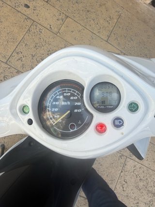 Yamaha Jog Scooter Automática Blanca
