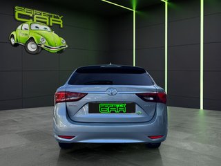 Toyota Avensis Advance Touring Sports 2.0 150D 105 kW (143 CV)